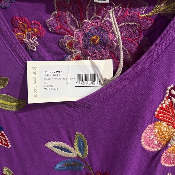 Johnny Was GRACEY TRAPUNTO V‑NECK T‑SHIRT SZ L New with Tags 100% cotton - Picture 4 of 6